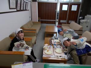 6年2組の校長室会食