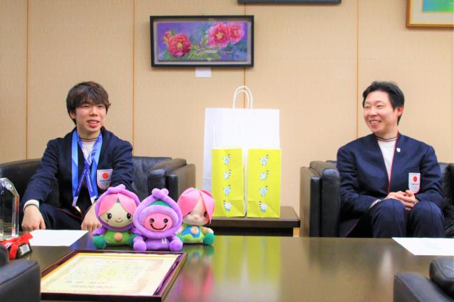 佐藤選手と日下コーチ