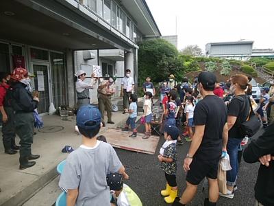 9月のみんなで水辺守の様子