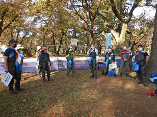 作業前にみんなで危険予知活動をしました