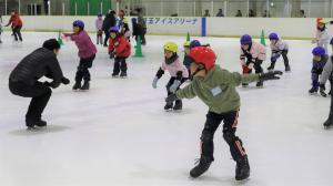 滑るのが上達してきて楽しそうな様子