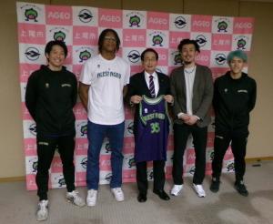 アーレスト上尾と市長