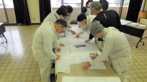 漏水の通報を受けた場合を想定し、その対応を検討