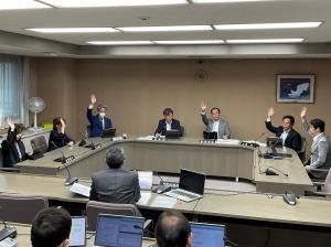 文教経済常任委員会の審査